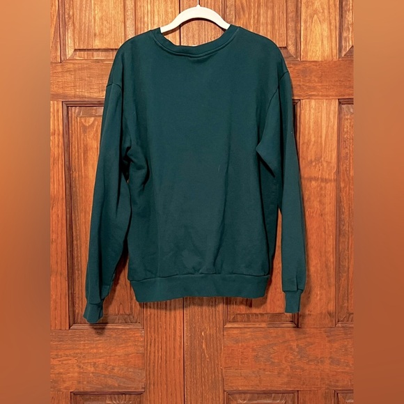 Disney Green Crewneck Pullover Sweater with Mickey Mouse Size Medium Unisex - Picture 4 of 12